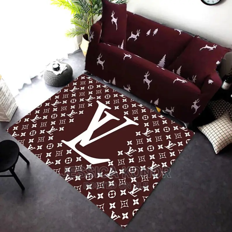 Sofa Covers Available in Different Designs and Colours
