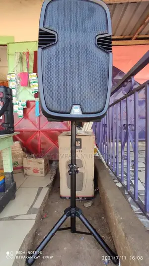 Portable Rechargeable Bluetooth Speaker