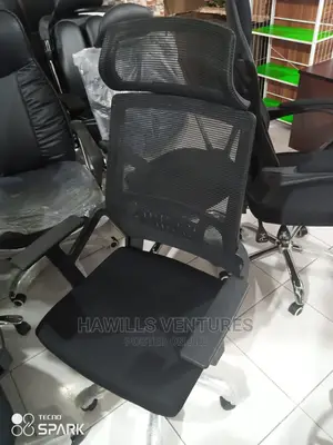 Crate Mesh Chair