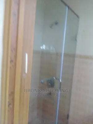 3bdrm House in Bronko Housing, Spintex for rent
