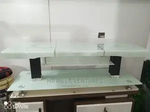 Glass Plain Tv Stand