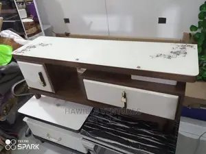 Glass Top TV Stand Mount.