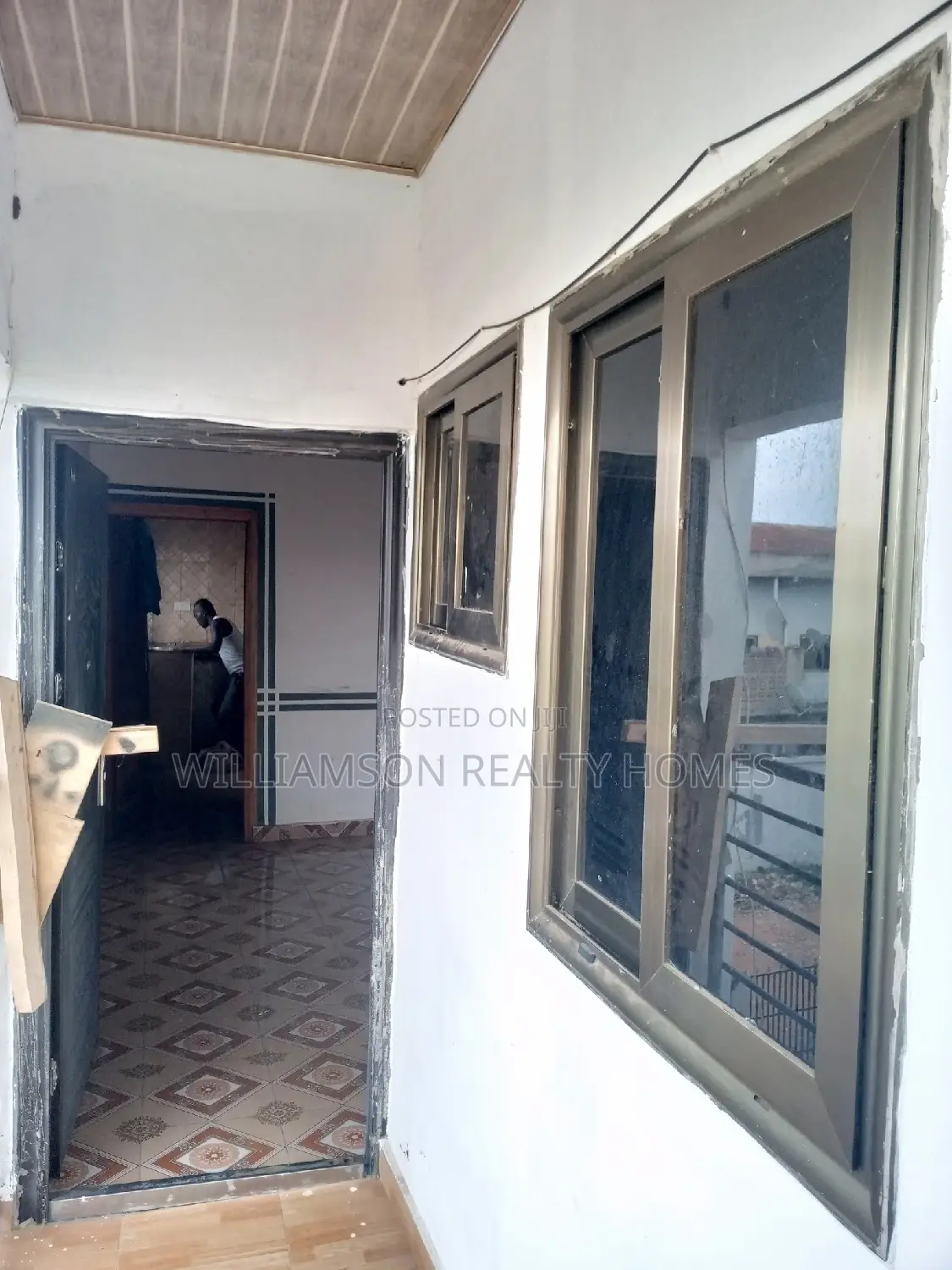 2bdrm Apartment in Community 18, Spintex for rent
