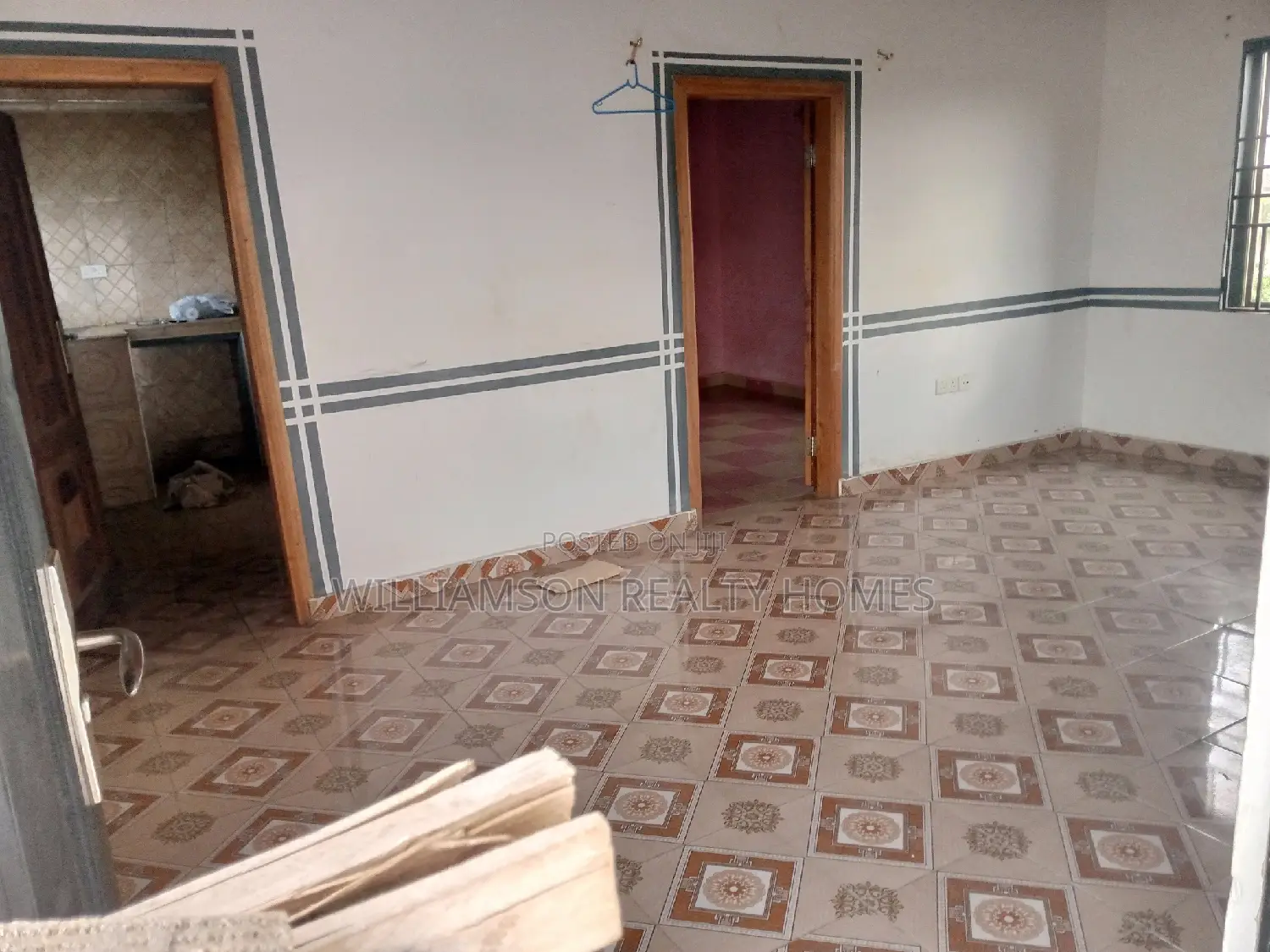 2bdrm Apartment in Community 18, Spintex for rent
