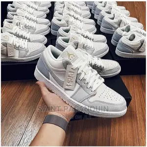 Nike Retro One