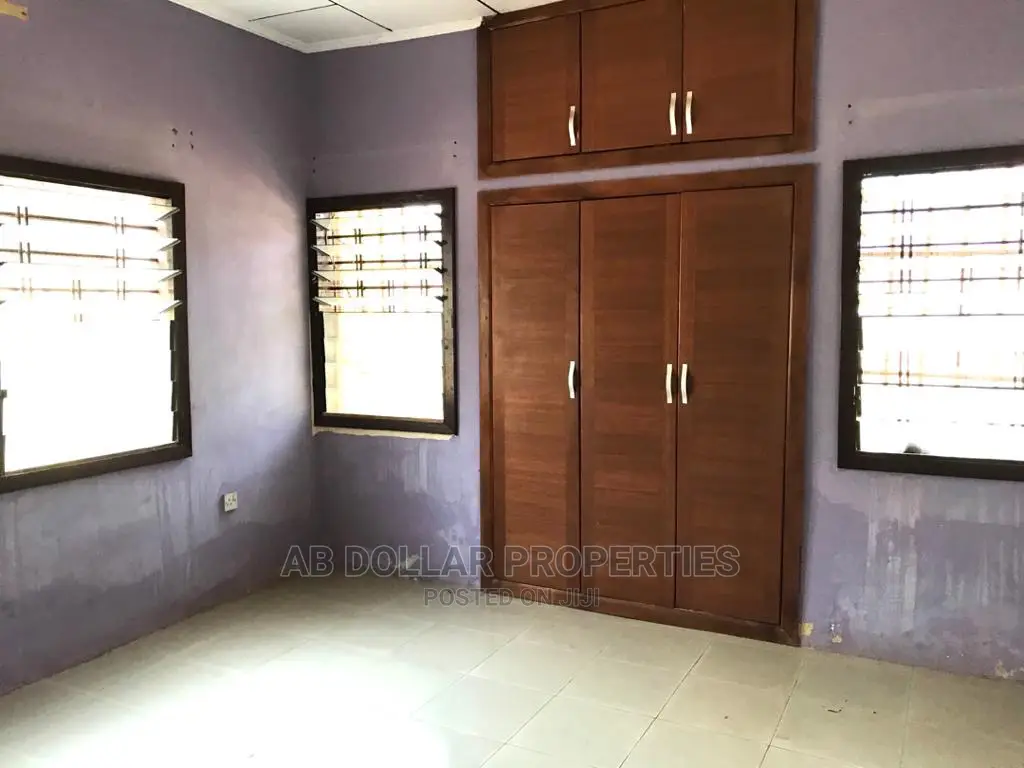 3bdrm House in Spintex for rent