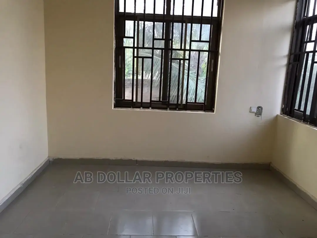 3bdrm House in Spintex for rent