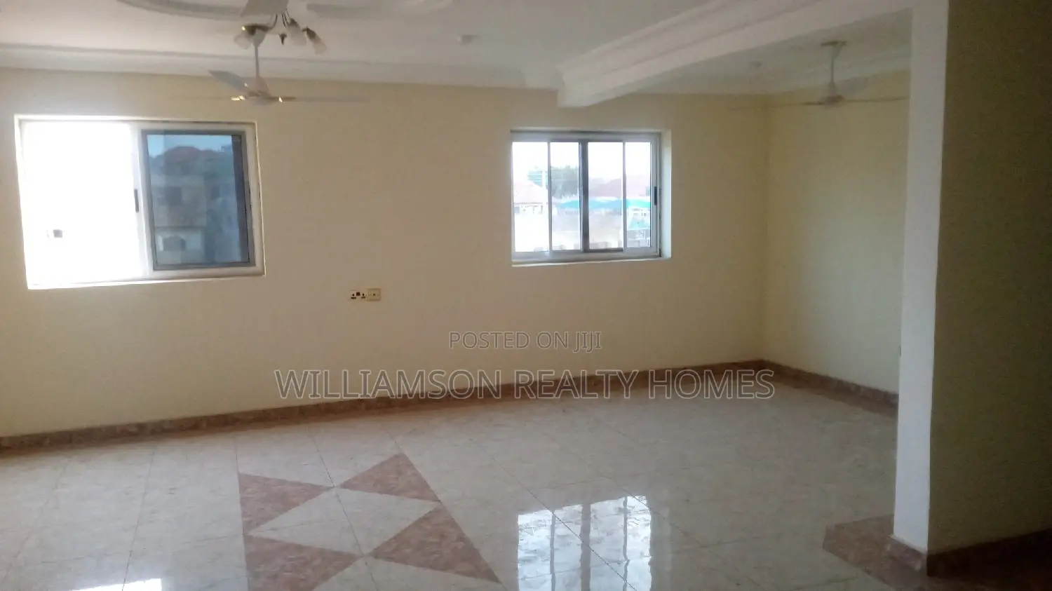 3bdrm Apartment in Community 18, Spintex for rent