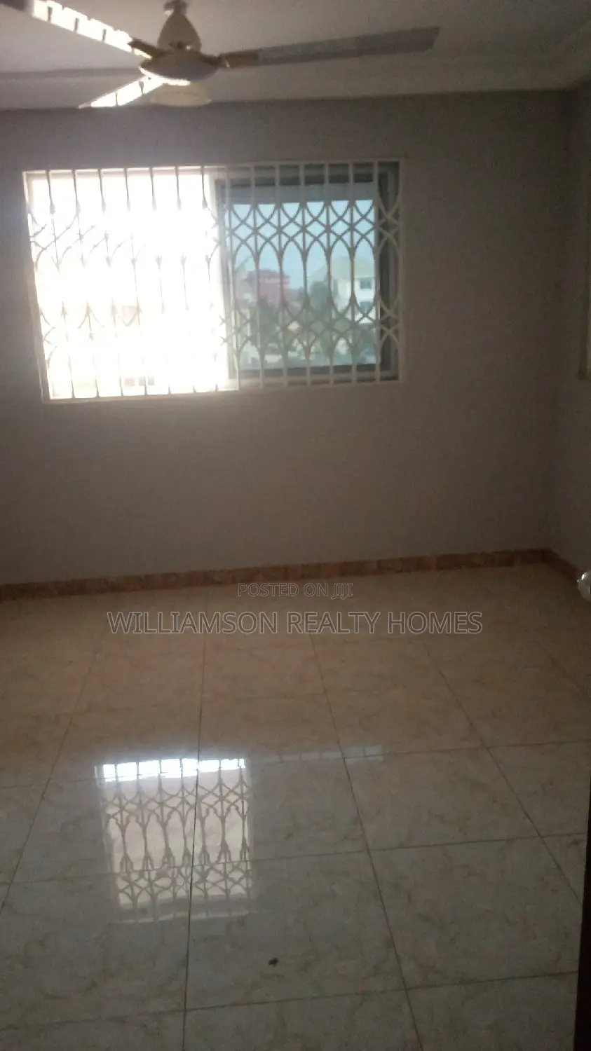 3bdrm Apartment in Community 18, Spintex for rent