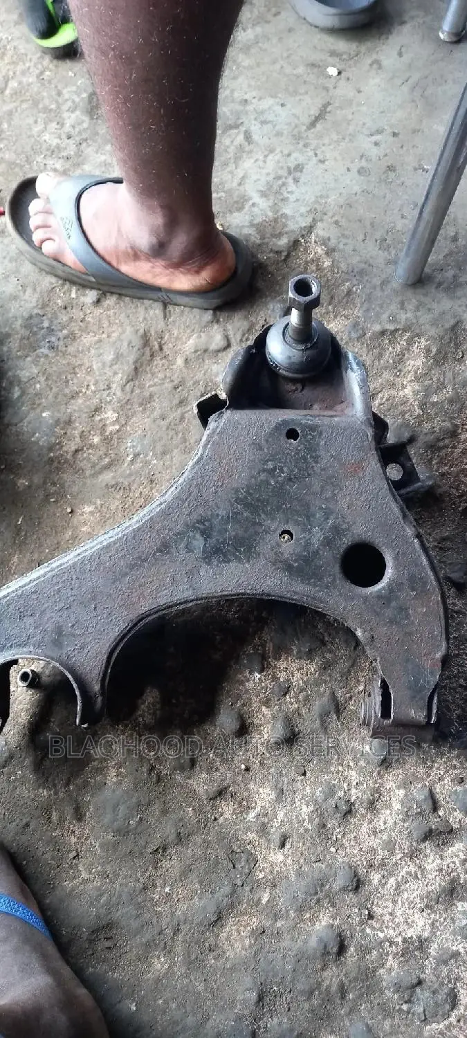 Hardbody Lower Arm Pair for Sale