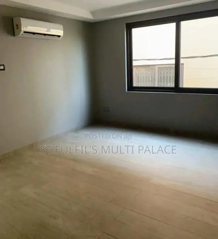 5bdrm House in East Around Ghana for rent