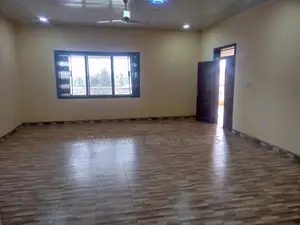 3bdrm Apartment in Community 18, Spintex for rent