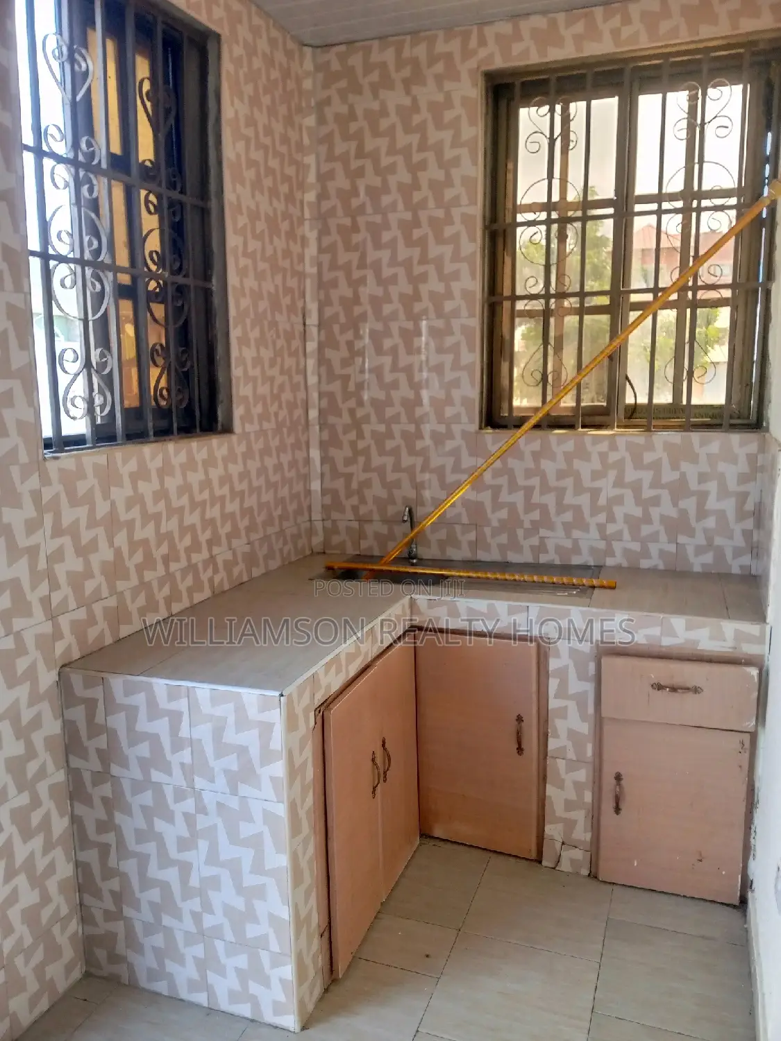 1bdrm Apartment in Hfc Estate, Spintex for rent