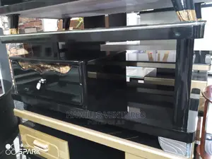 Quality Wood Table Center