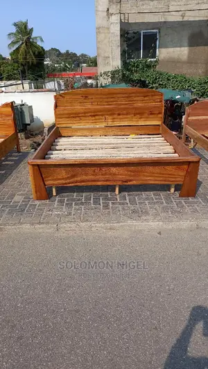 Queen Size Bed, 72/75