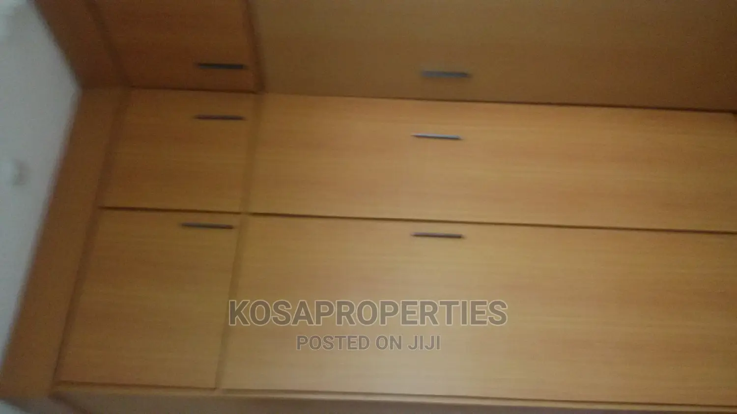 3bdrm House in Adjiriganor for Rent