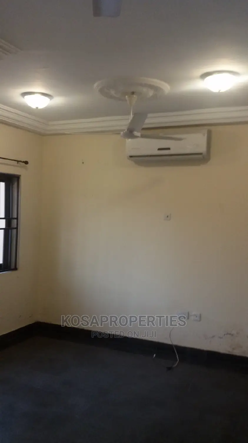 3bdrm House in Adjiriganor for Rent
