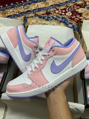 Nike Jordan Low