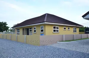 3bdrm House in Adenta for sale