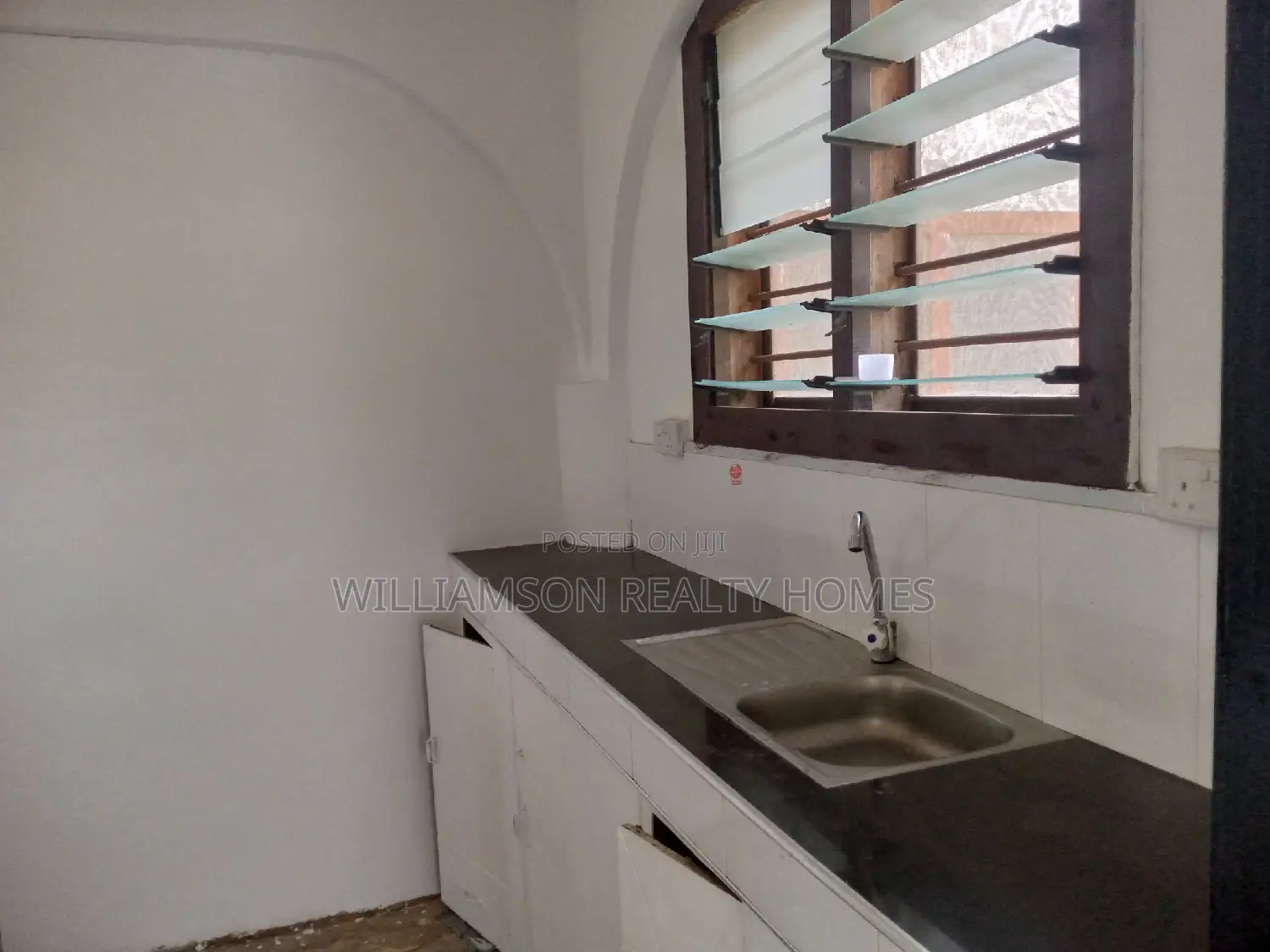 1bdrm House in Hfc Estate, Spintex for rent