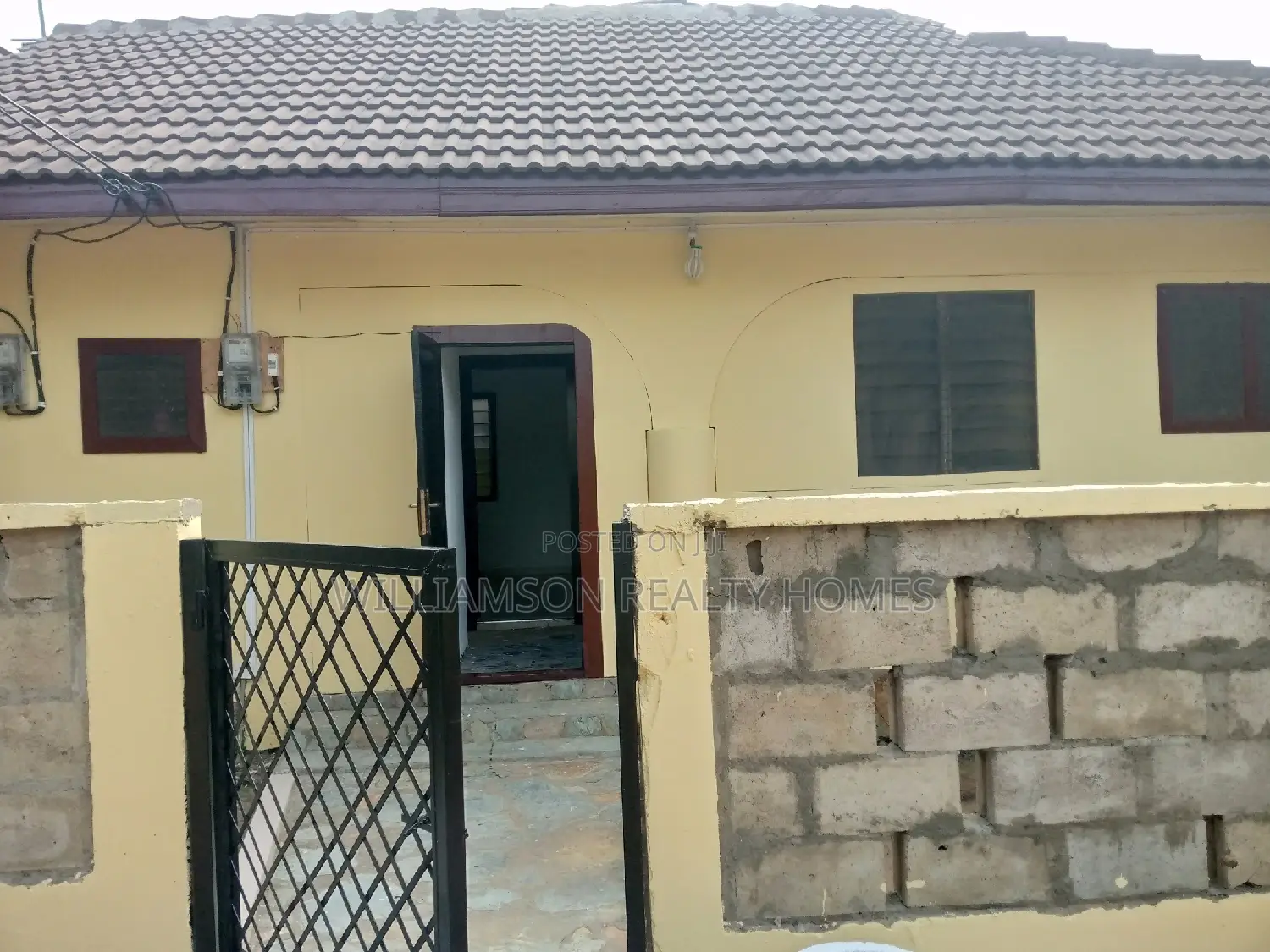 1bdrm House in Hfc Estate, Spintex for rent