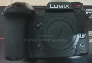 Panasonic Lumix DC-G9 Digital Camera + 14-42mm Lens