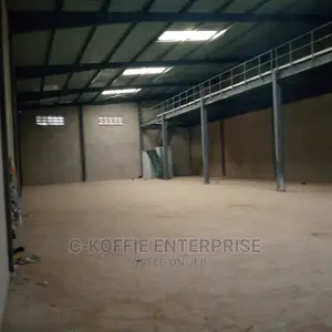 350 SQM Warehouse at Achimota 4 Rent