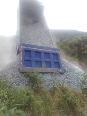 Chippings and Quarry Dust Supply