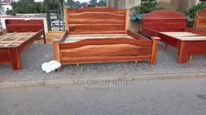 Pole Queen Size Bed