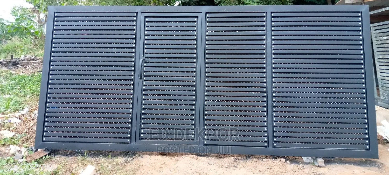 Dekpor Sliding Gate