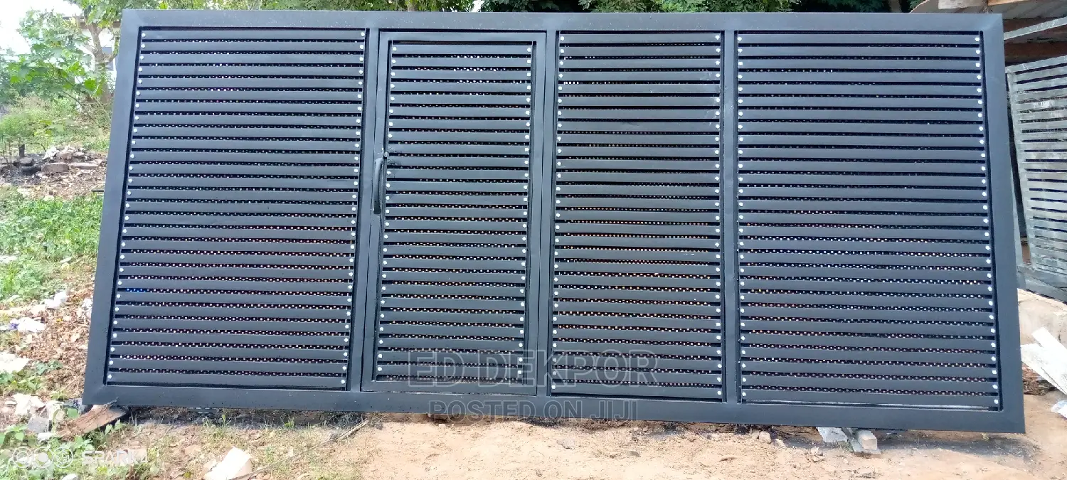Dekpor Sliding Gate