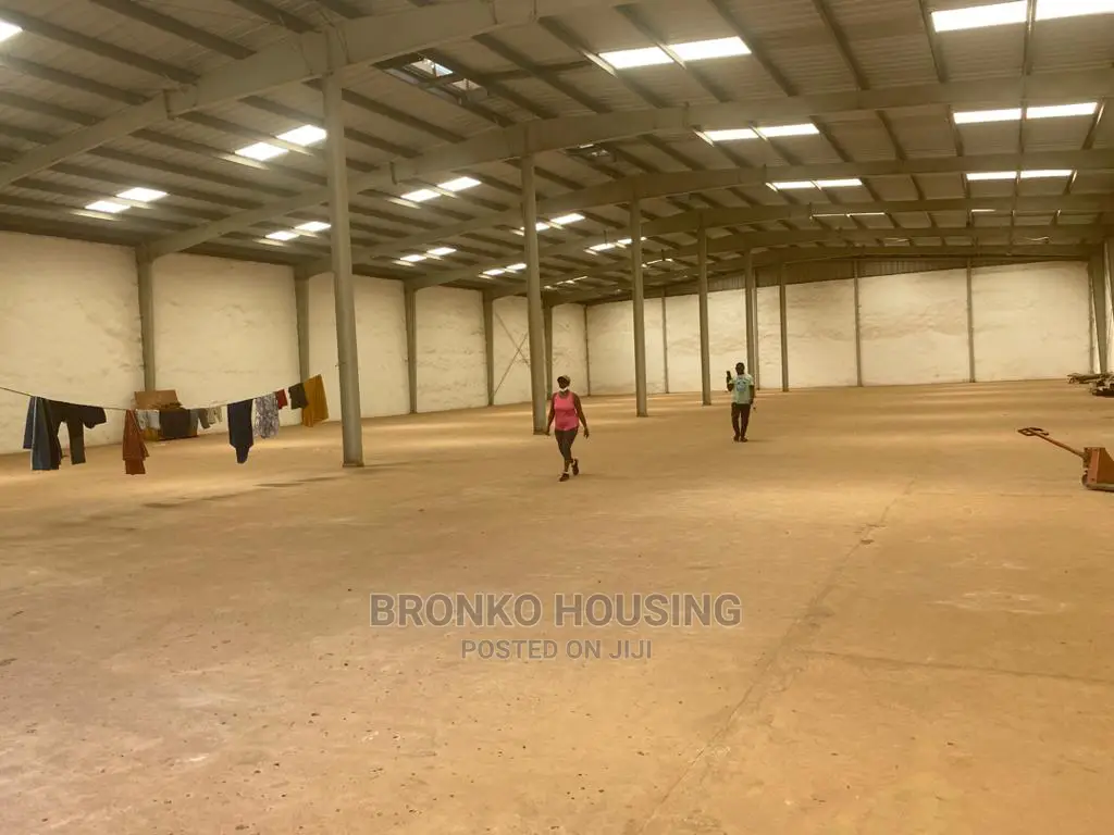 Warehouse and Apartment for Rent at Tema Industrial Area