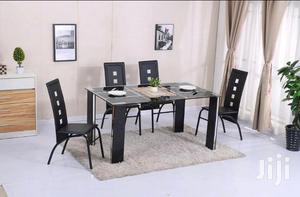 Dining Set 4 Chairs With a Table.