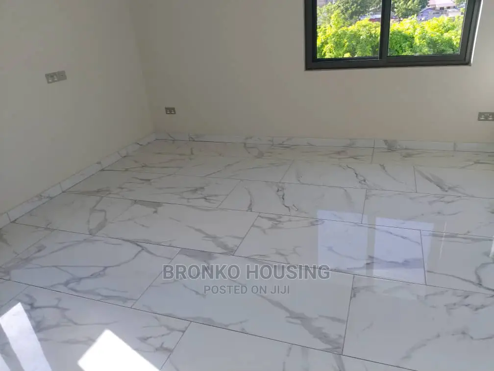 5bdrm House in Bronko Housing, Airport Residential Area for Rent