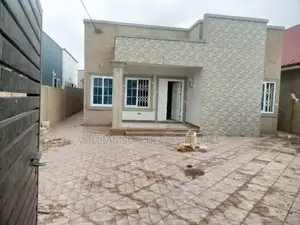 3bdrm House in Hfc Estate, Spintex for sale