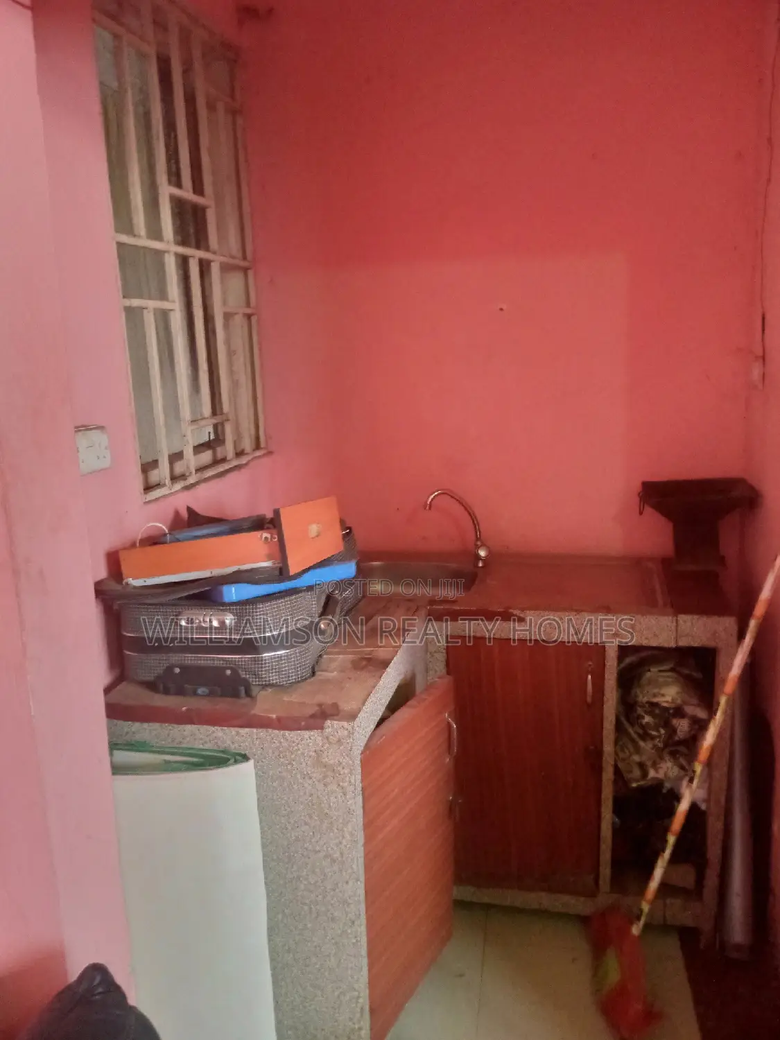 1bdrm Apartment in Hfc Estate, Spintex for rent