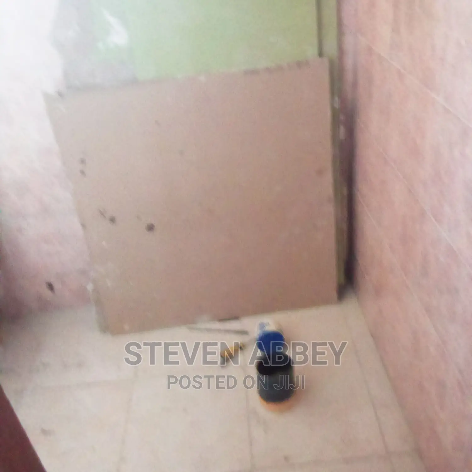 4bdrm Apartment in Stephen, Teshie-Nungua Estates for Rent