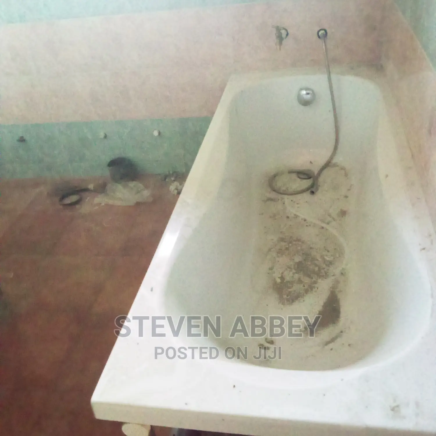 4bdrm Apartment in Stephen, Teshie-Nungua Estates for Rent