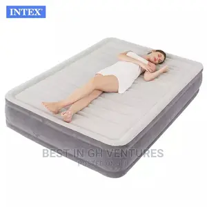 Sexy Raised Airbed With Inbuilt Electric Pump
