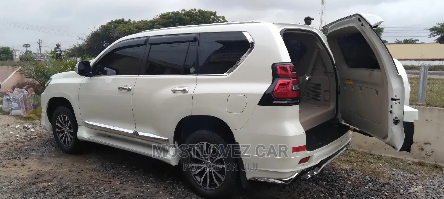 Car Rentals . Toyota Landcruisers Prado for Rent in Ghana