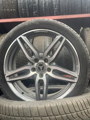 Mercedes Benz Rim 19 Inches.