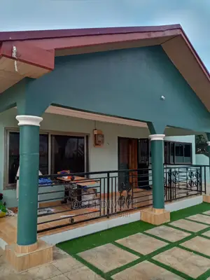 Neat 3-Bedrooms Self Compound Dansoman