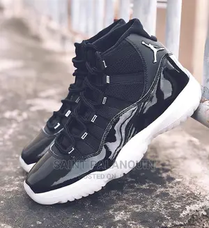 Retro 11 Black Nw