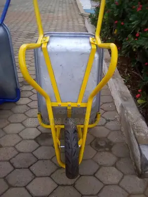 Wheelbarrow Silver-Yellow Type