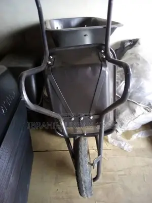 Wheelbarrow Black Type