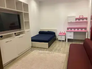Furnished 4bdrm Townhouse / Terrace in Bronko Housing, Cantonments