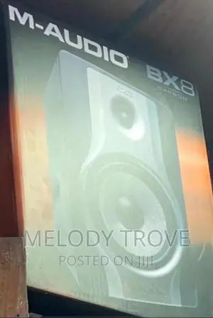 M-Audio Bx8 Carbon Studio Monitors