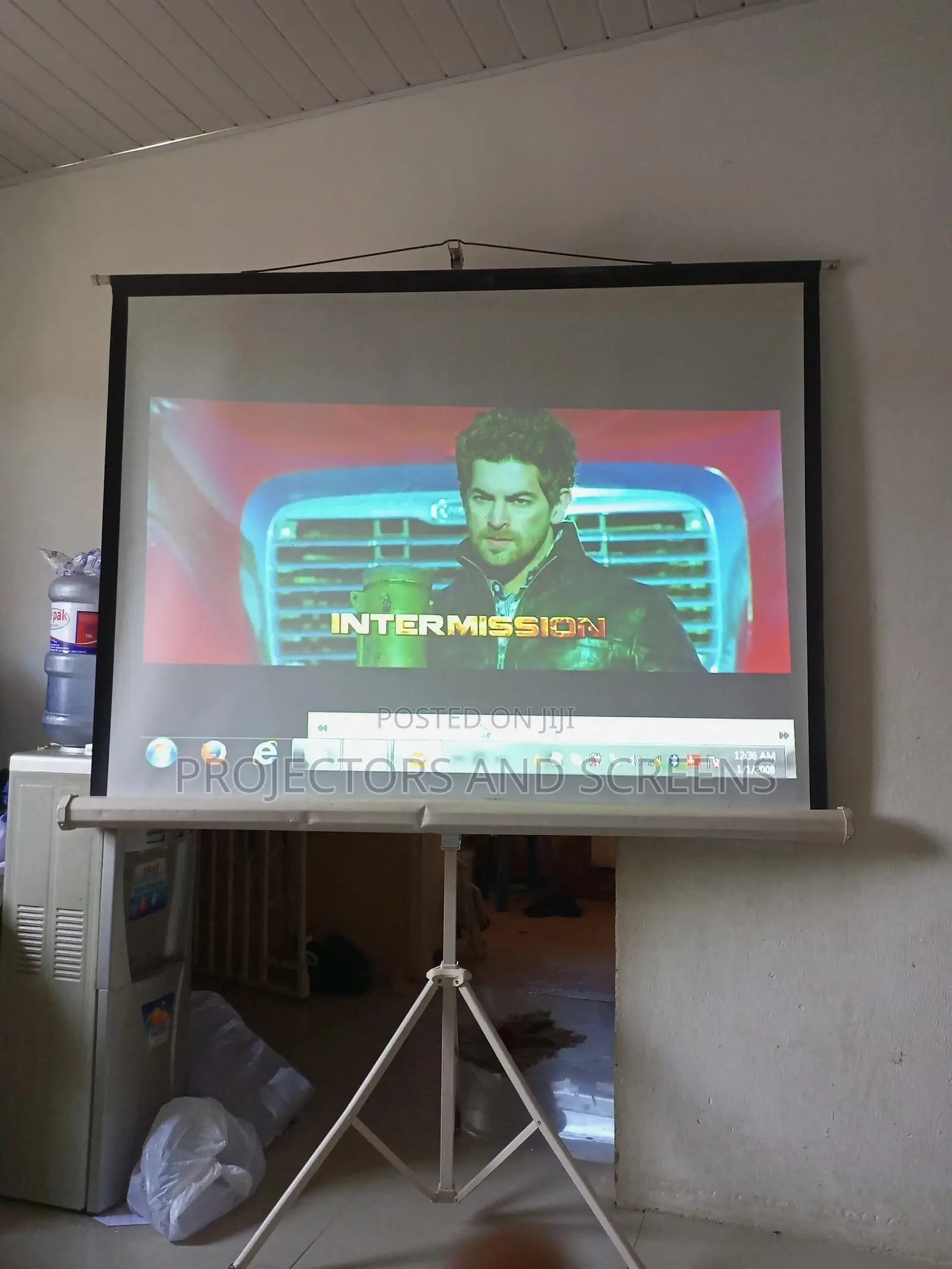 Projector Rentals Epson (Wireless Hdmi or Hdmi Cable)