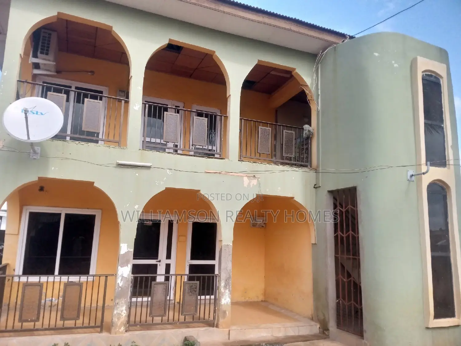 3bdrm Apartment in Hfc Estate, Spintex for rent