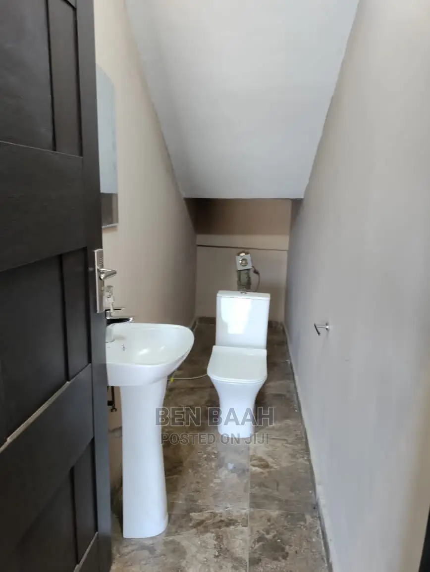 3bdrm Apartment in Ben Properties, Ga East Municipal for rent